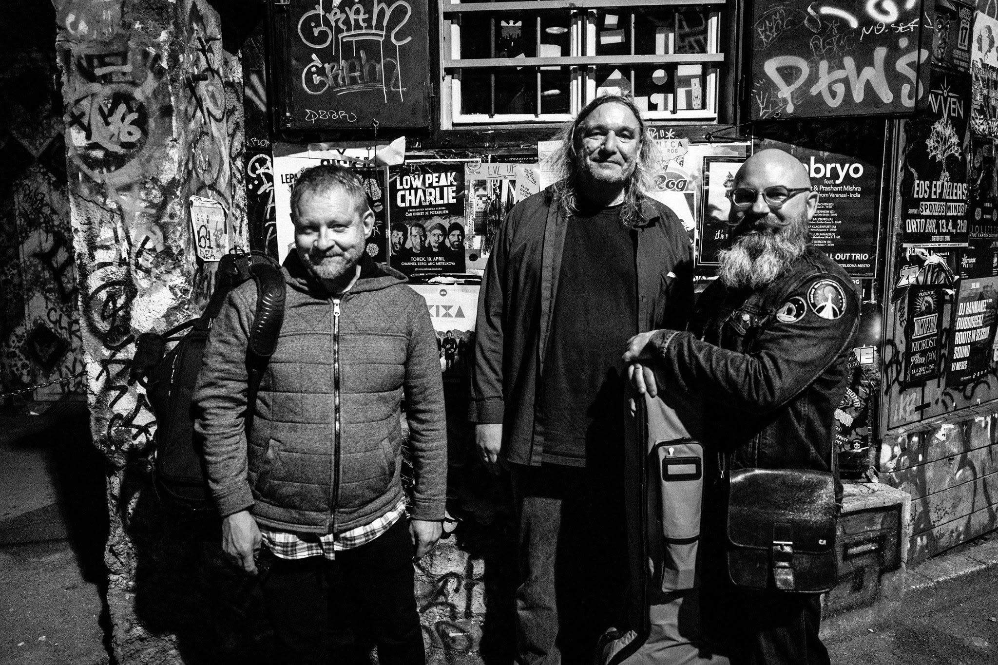 Jellyspace: Mikołaj Trzaska, Peter Ole Jørgensen i Rafał Mazur